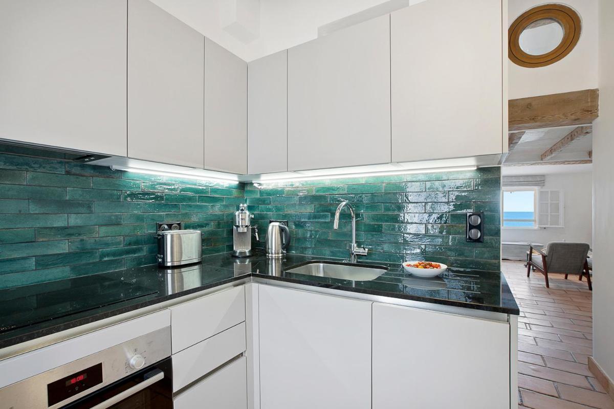The Sea Apartment 2 - Sea View On The Ramparts Of Old Town Antibes Exterior foto